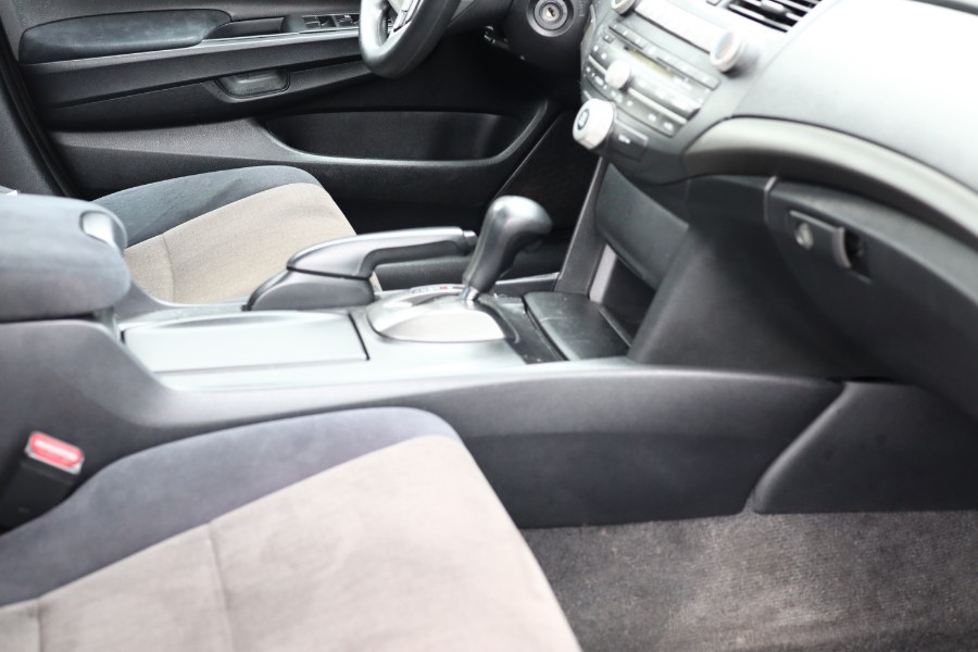 2010 Honda Accord LX photo