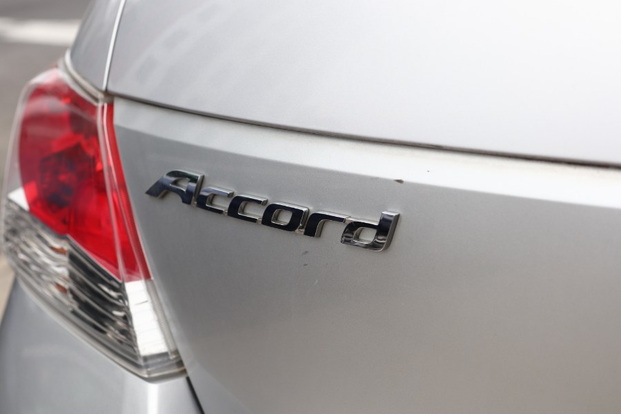 2010 Honda Accord LX photo
