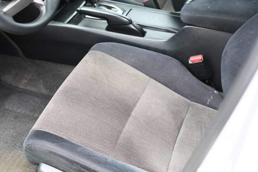 2010 Honda Accord LX photo
