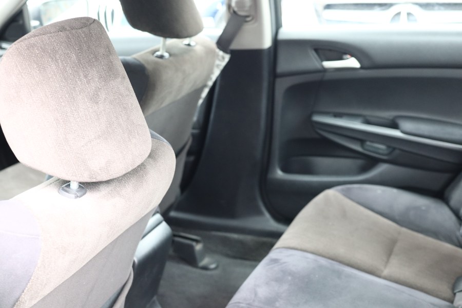 2010 Honda Accord LX photo