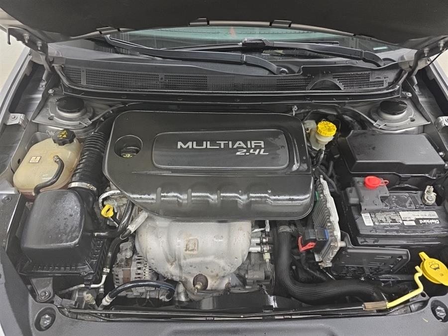 2016 Dodge Dart 4dr Sdn SXT *Ltd Avail* photo