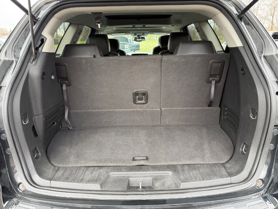 2017 Chevrolet Traverse AWD 4dr LT w/2LT photo
