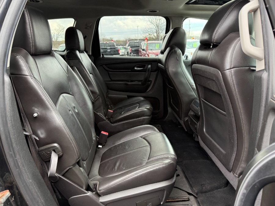 2017 Chevrolet Traverse AWD 4dr LT w/2LT photo