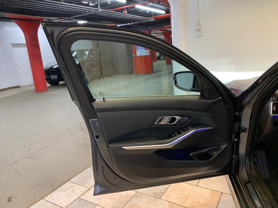 2021 BMW 3-Series 330i xDrive Sedan North Americ photo