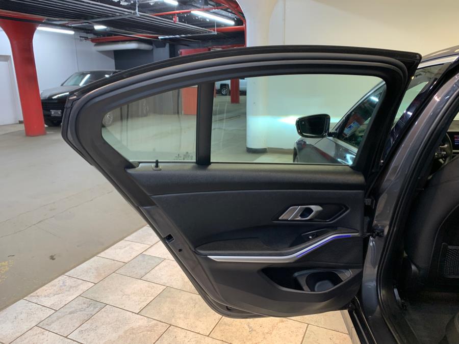 2021 BMW 3-Series 330i xDrive Sedan North Americ photo