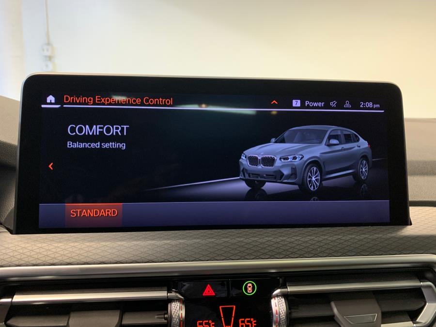 2022 BMW X4 xDrive30i Sports Activity Coup photo