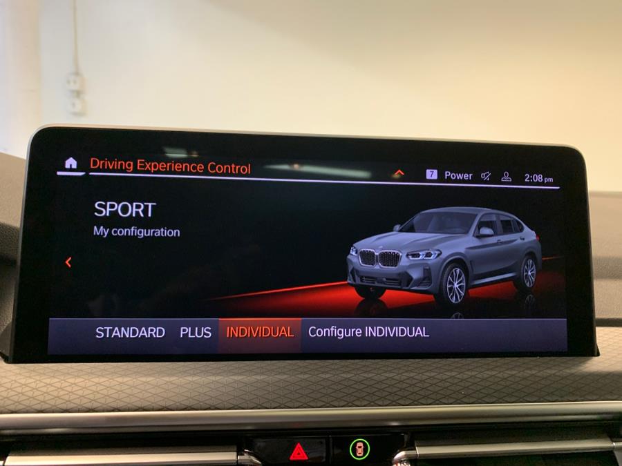 2022 BMW X4 xDrive30i Sports Activity Coup photo