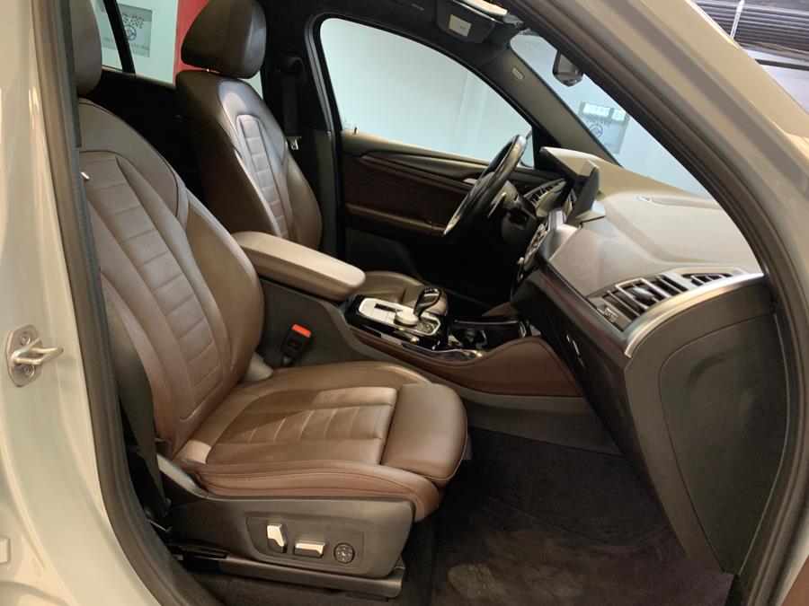 2022 BMW X4 xDrive30i Sports Activity Coup photo