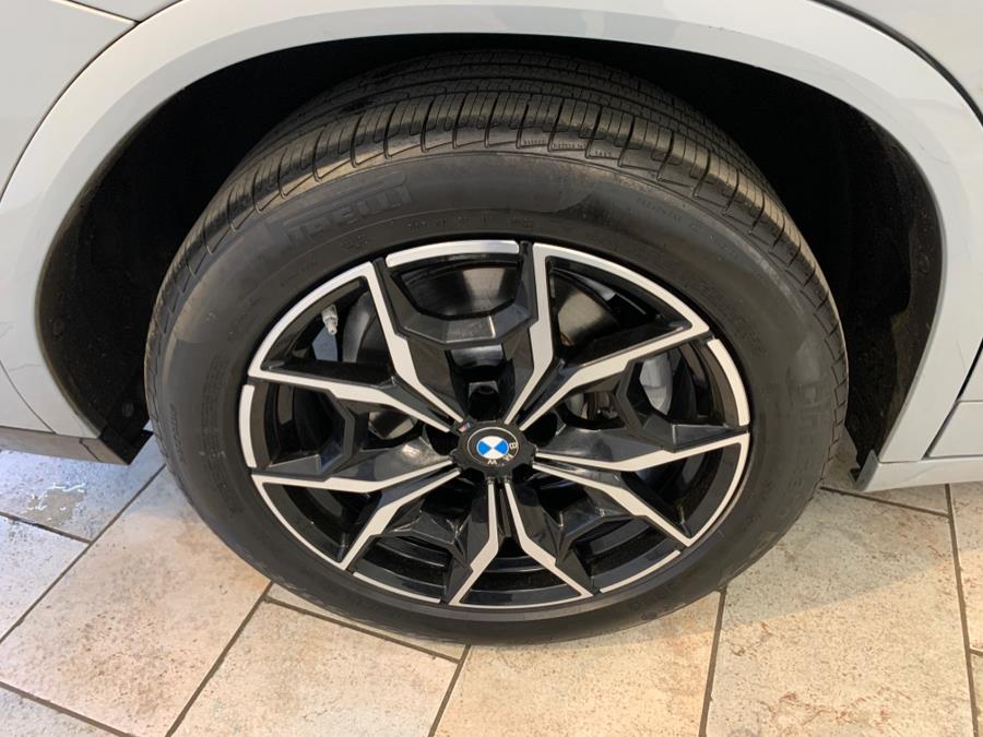 2022 BMW X4 xDrive30i Sports Activity Coup photo