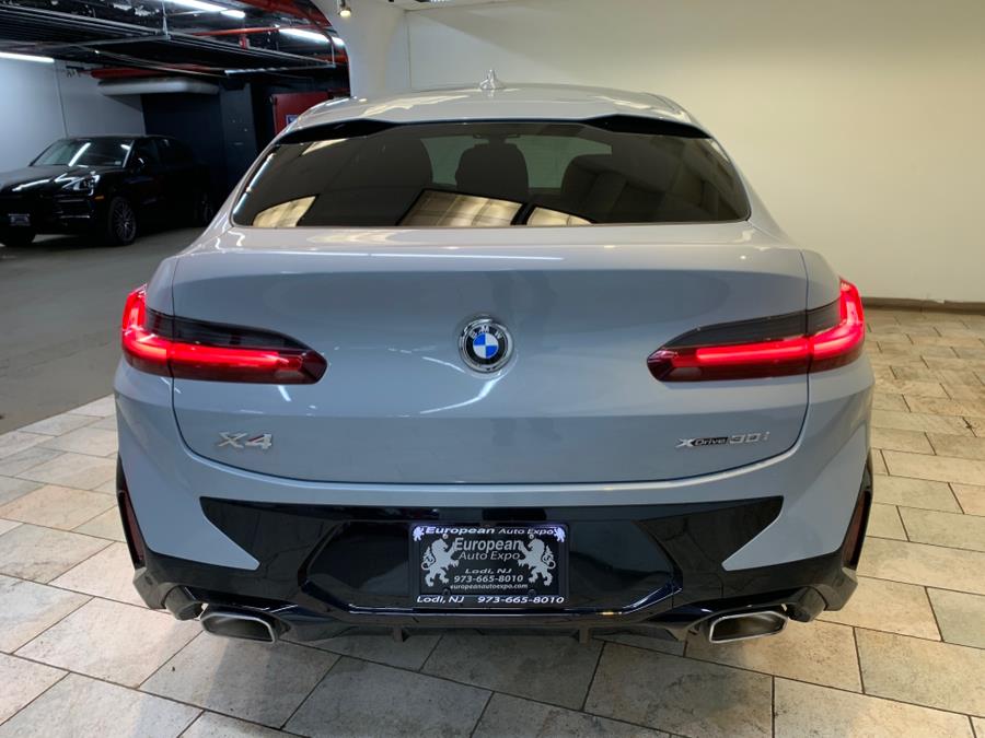 2022 BMW X4 xDrive30i Sports Activity Coup photo