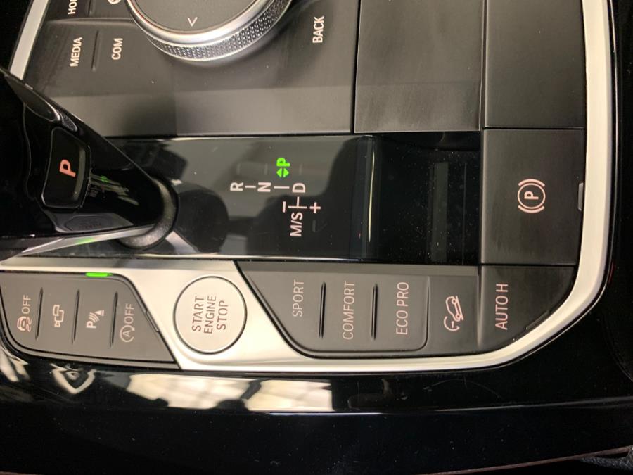 2022 BMW X4 xDrive30i Sports Activity Coup photo