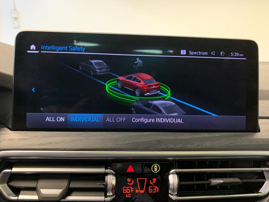 2022 BMW X4 xDrive30i Sports Activity Coup photo