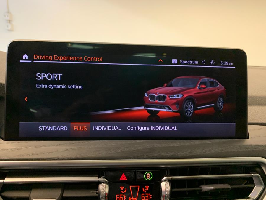 2022 BMW X4 xDrive30i Sports Activity Coup photo