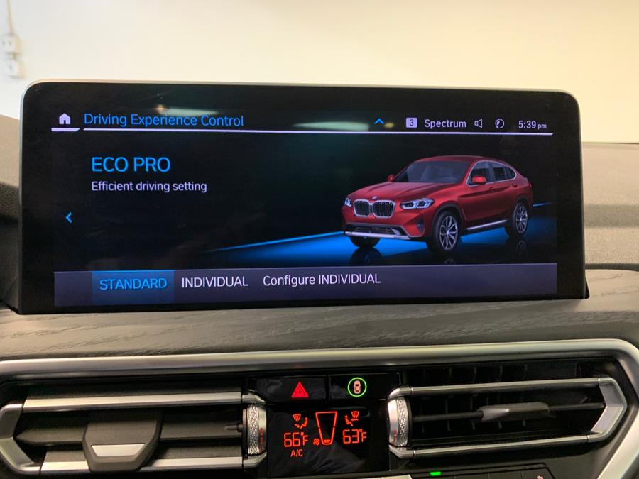 2022 BMW X4 xDrive30i Sports Activity Coup photo
