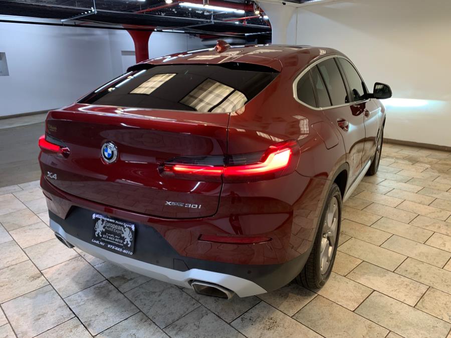 2022 BMW X4 xDrive30i Sports Activity Coup photo