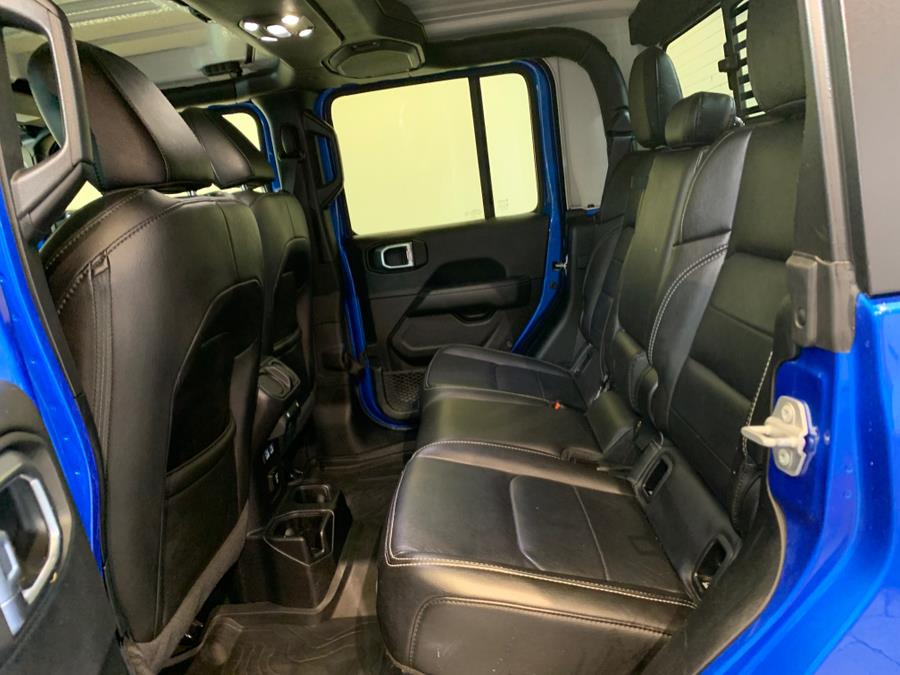2021 Jeep Gladiator Overland 4x4 photo