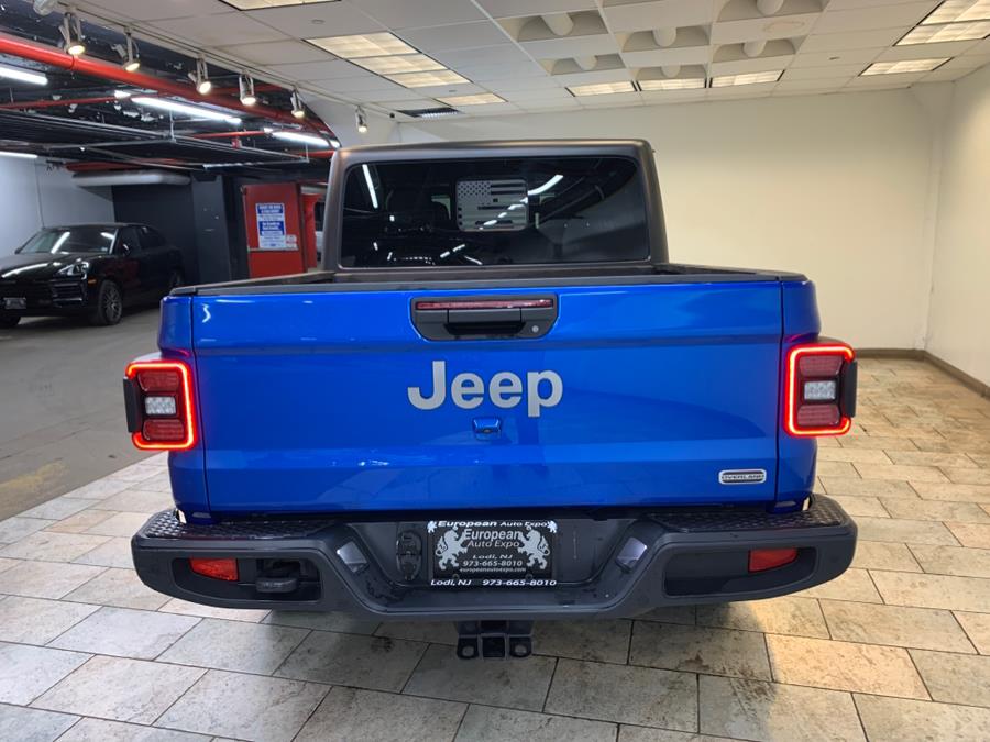 2021 Jeep Gladiator Overland 4x4 photo