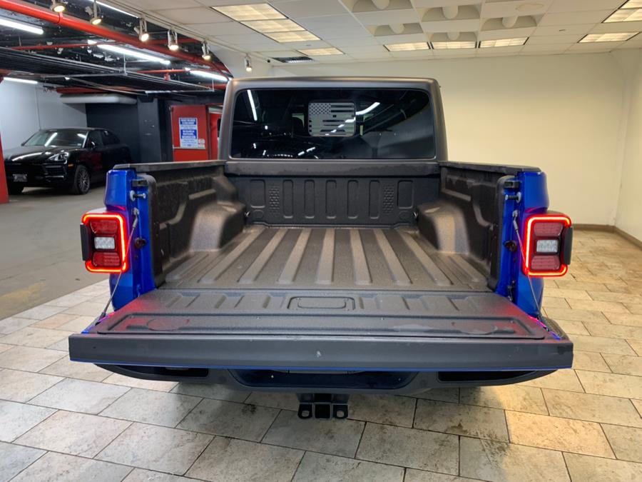 2021 Jeep Gladiator Overland 4x4 photo