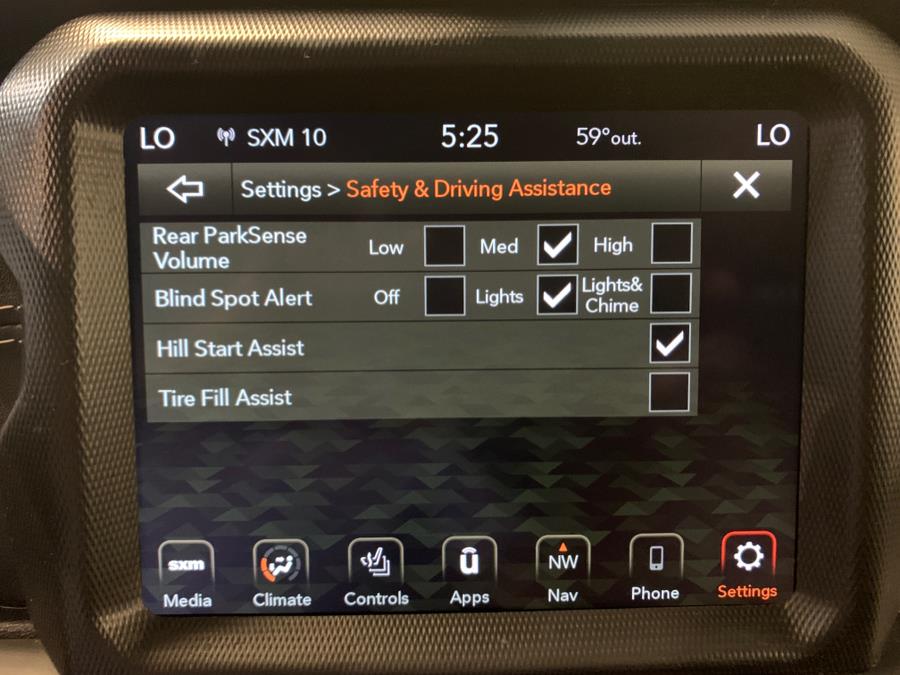 2021 Jeep Gladiator Overland 4x4 photo