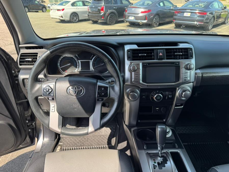 2019 Toyota 4Runner SR5 Premium 4WD (Natl) photo