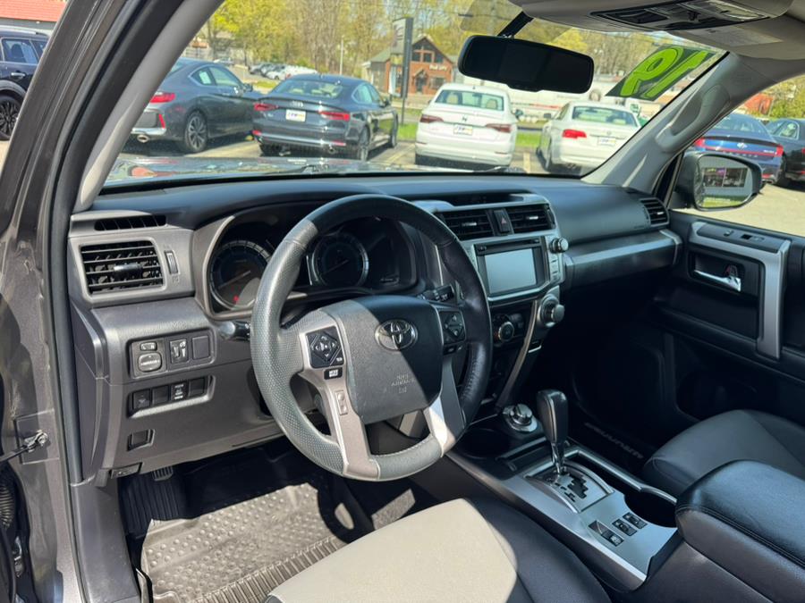 2019 Toyota 4Runner SR5 Premium 4WD (Natl) photo