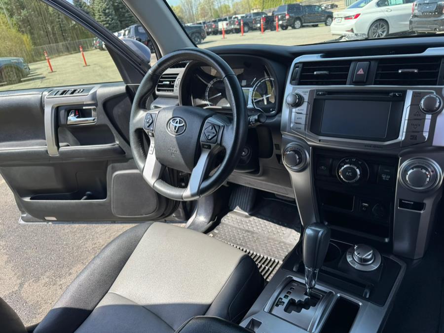 2019 Toyota 4Runner SR5 Premium 4WD (Natl) photo