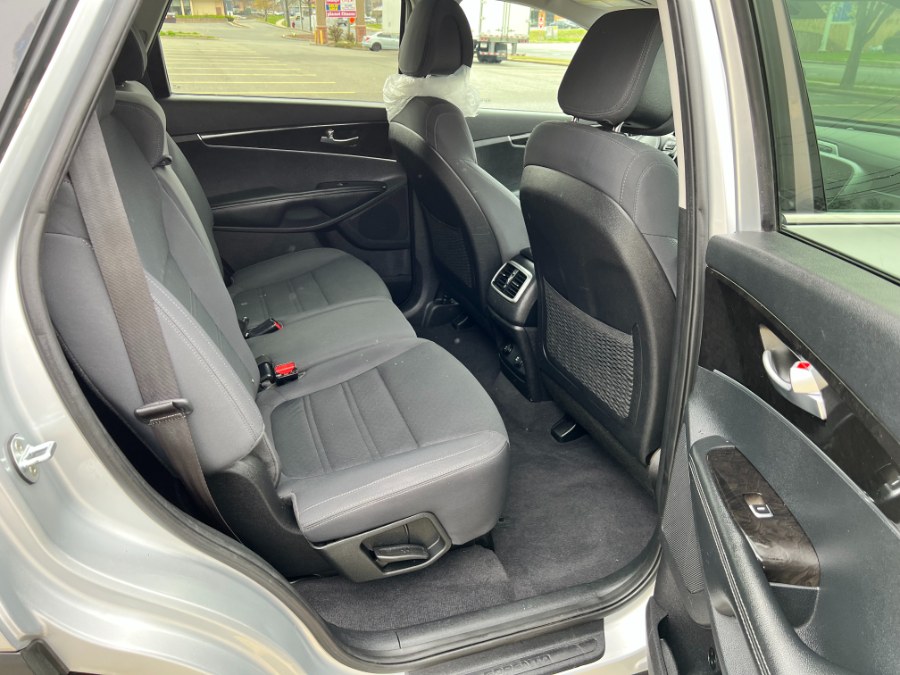 2016 Kia Sorento FWD 4dr 2.4L LX photo