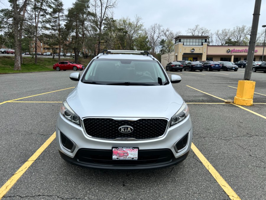 2016 Kia Sorento FWD 4dr 2.4L LX photo