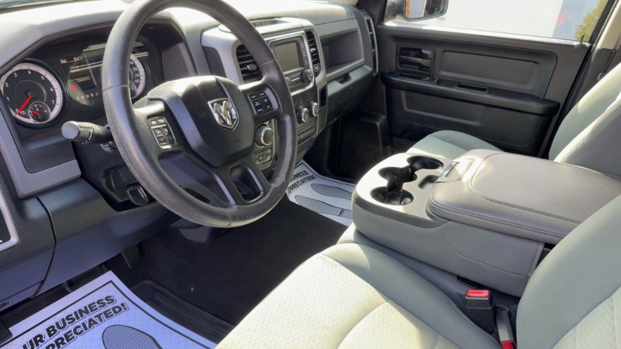 2016 RAM 1500 4WD Quad Cab 140.5
