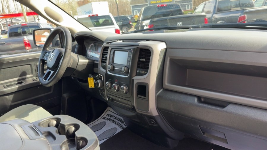 2016 RAM 1500 4WD Quad Cab 140.5