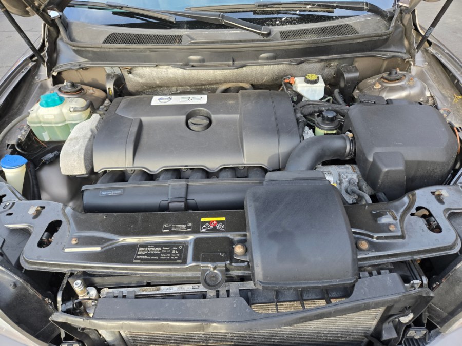 2012 Volvo XC90 3.2 photo
