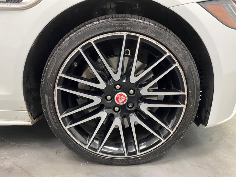 2018 Jaguar XF Sedan 35t R-Sport AWD *Ltd Ava photo