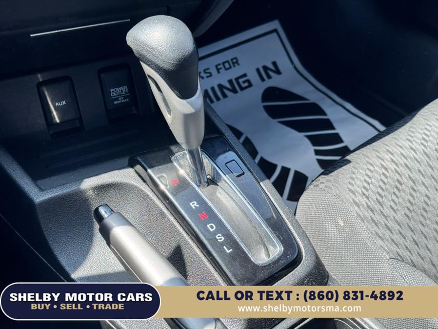 2015 Honda CIVIC SEDAN 4dr CVT LX photo