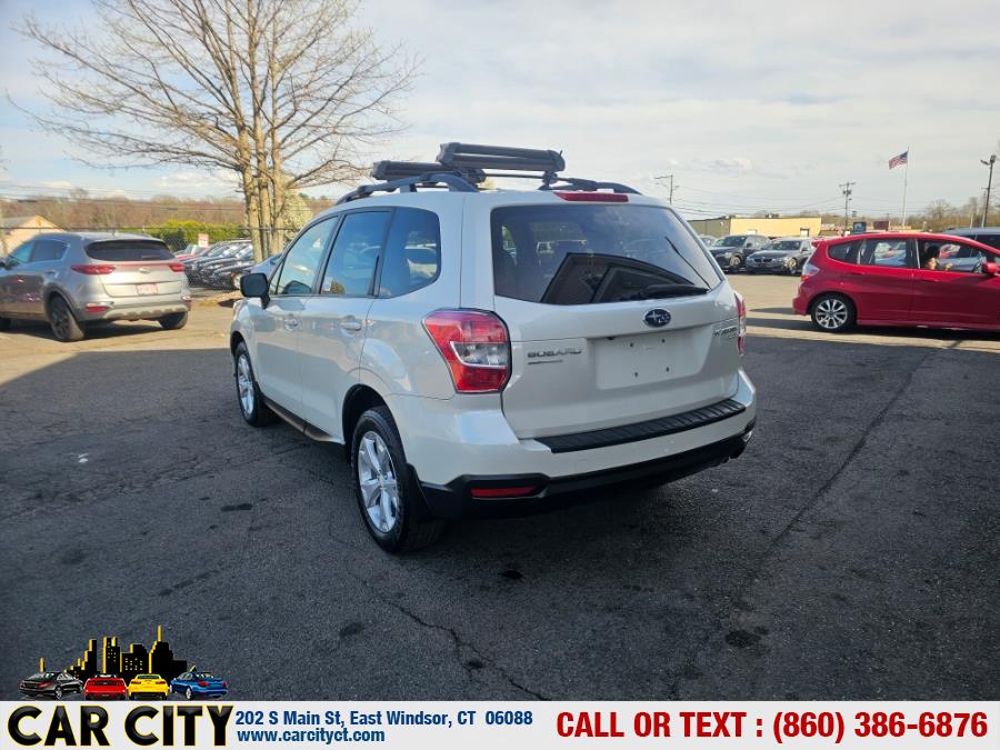 2015 Subaru Forester 2.5i Premium photo