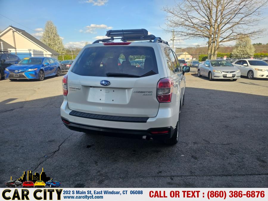 2015 Subaru Forester 2.5i Premium photo