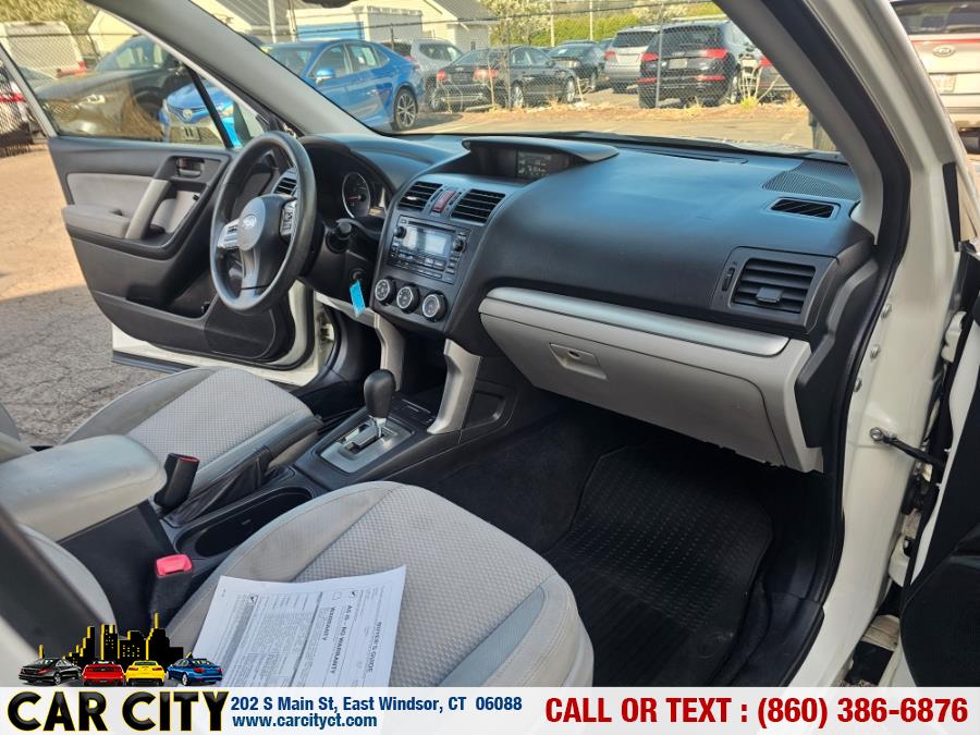 2015 Subaru Forester 2.5i Premium photo