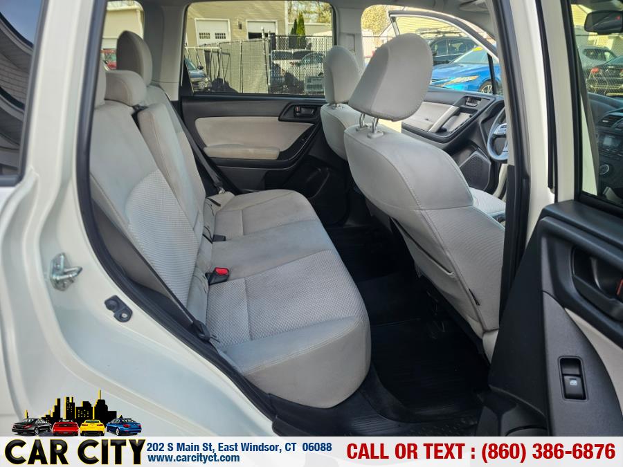 2015 Subaru Forester 2.5i Premium photo