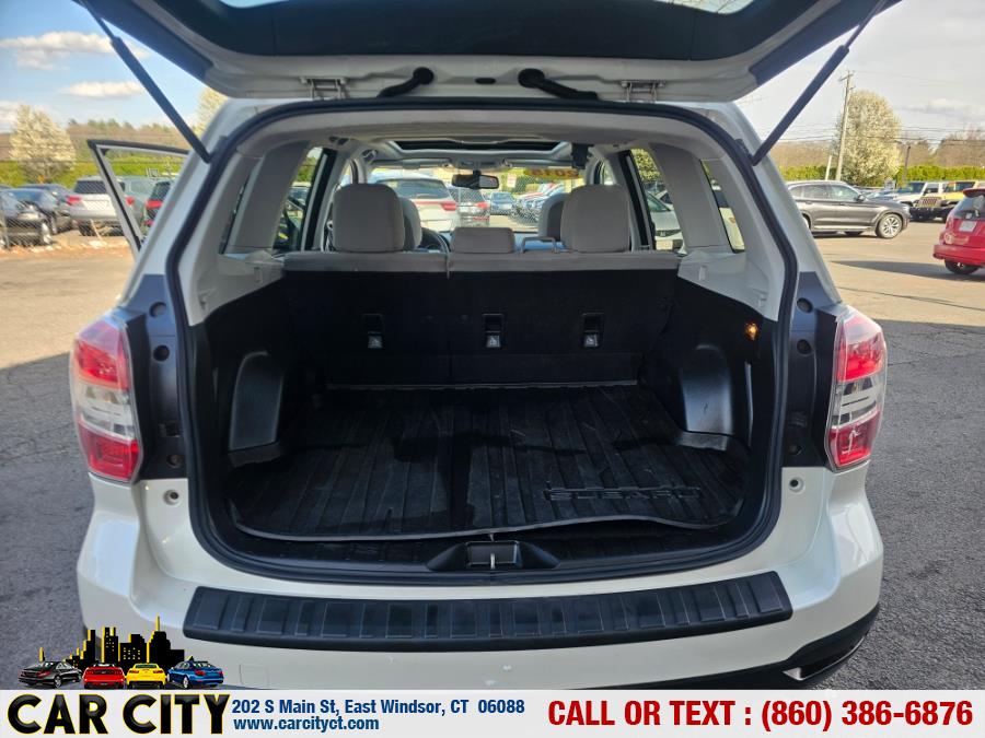 2015 Subaru Forester 2.5i Premium photo