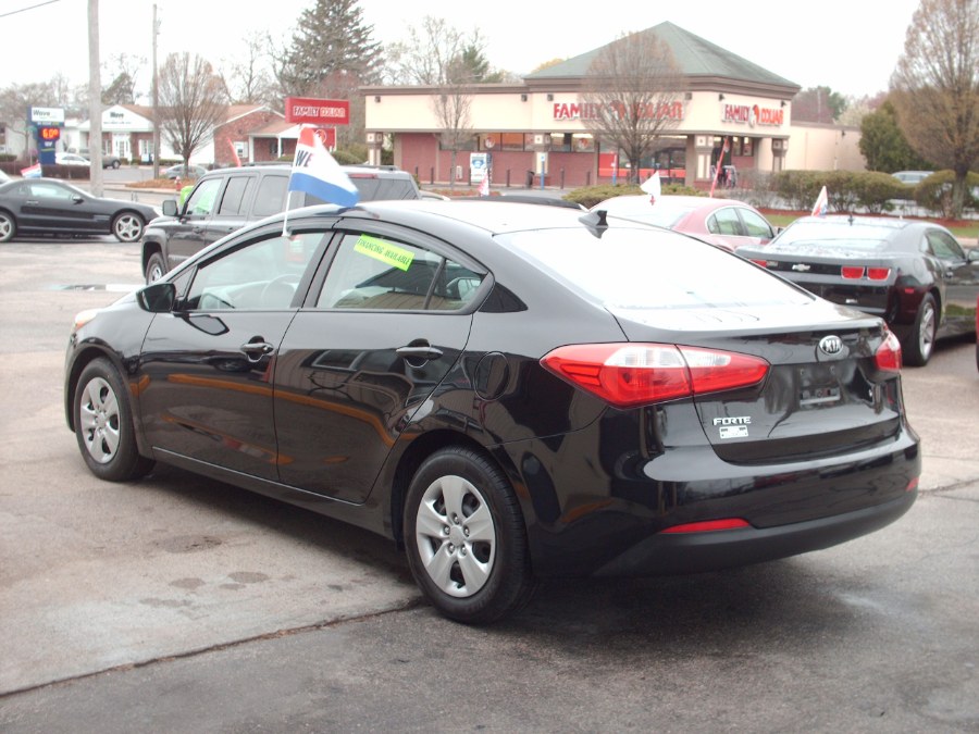 2015 Kia Forte 4dr Sdn Auto LX photo