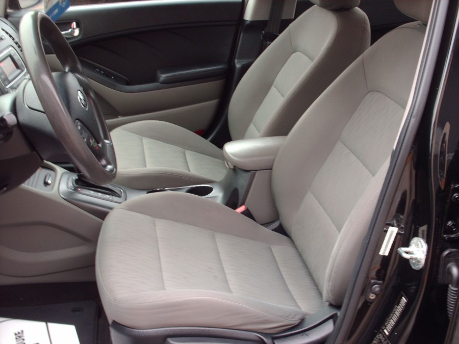 2015 Kia Forte 4dr Sdn Auto LX photo
