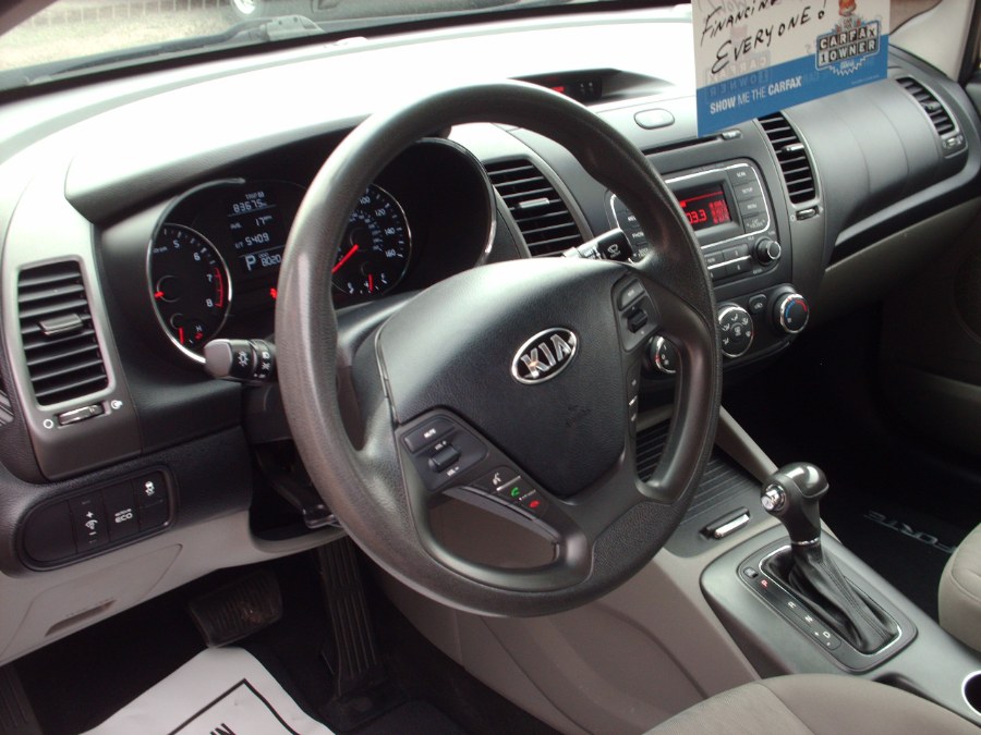 2015 Kia Forte 4dr Sdn Auto LX photo