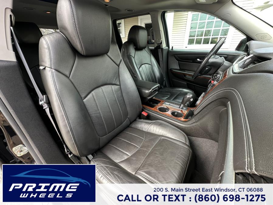 2014 Chevrolet Traverse LTZ photo