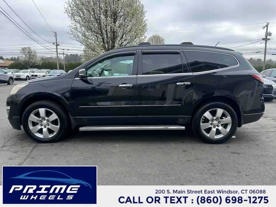 2014 Chevrolet Traverse LTZ photo