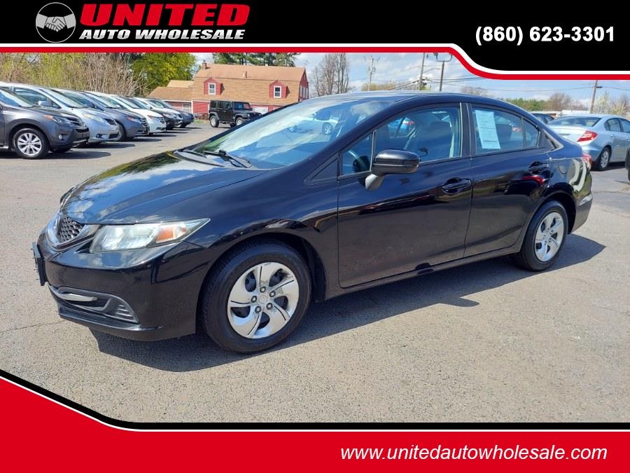 The 2014 Honda Civic LX photos