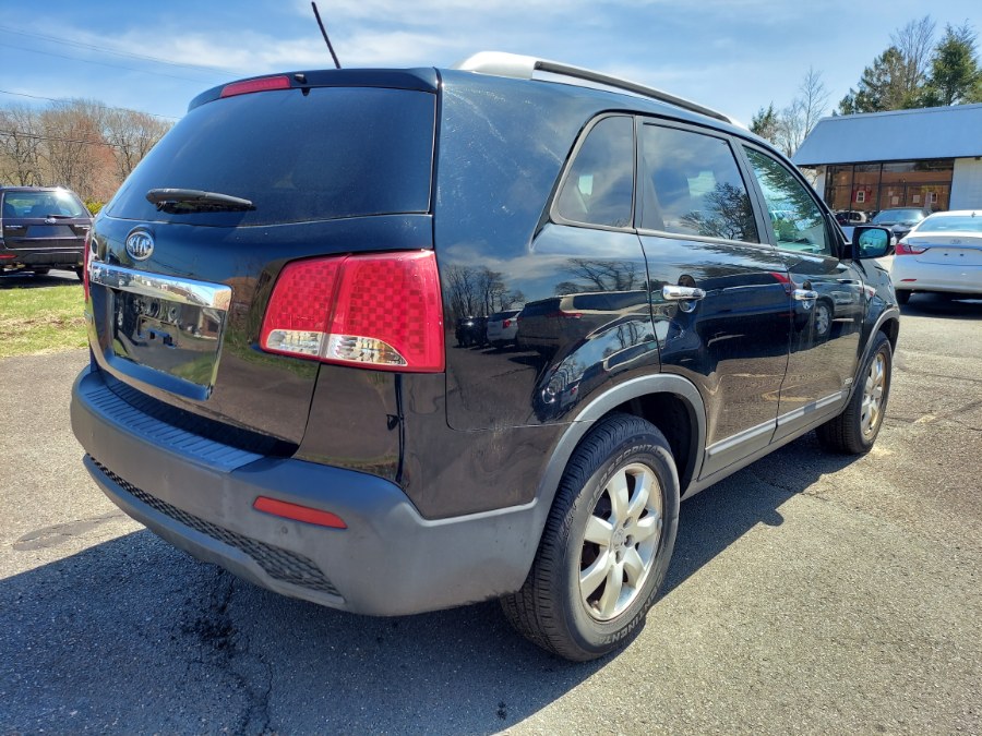 2011 Kia Sorento LX photo