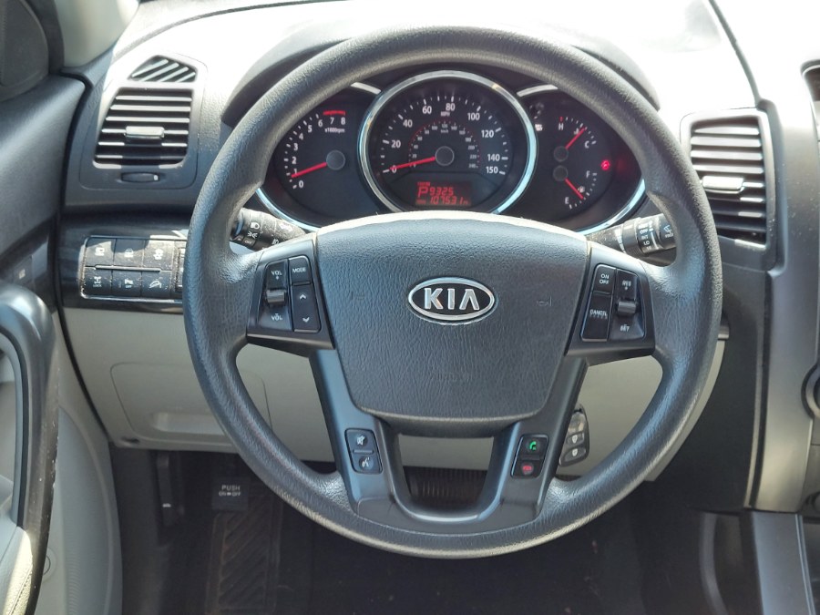 2011 Kia Sorento LX photo