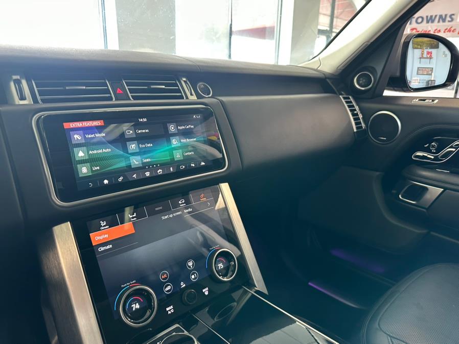 2021 Land Rover Range Rover Westminster SWB photo