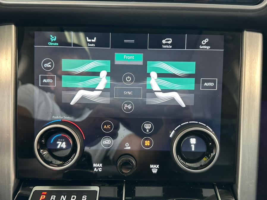 2021 Land Rover Range Rover Westminster SWB photo