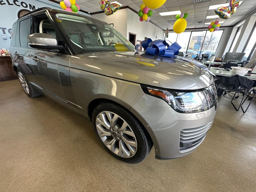 2021 Land Rover Range Rover Westminster SWB photo