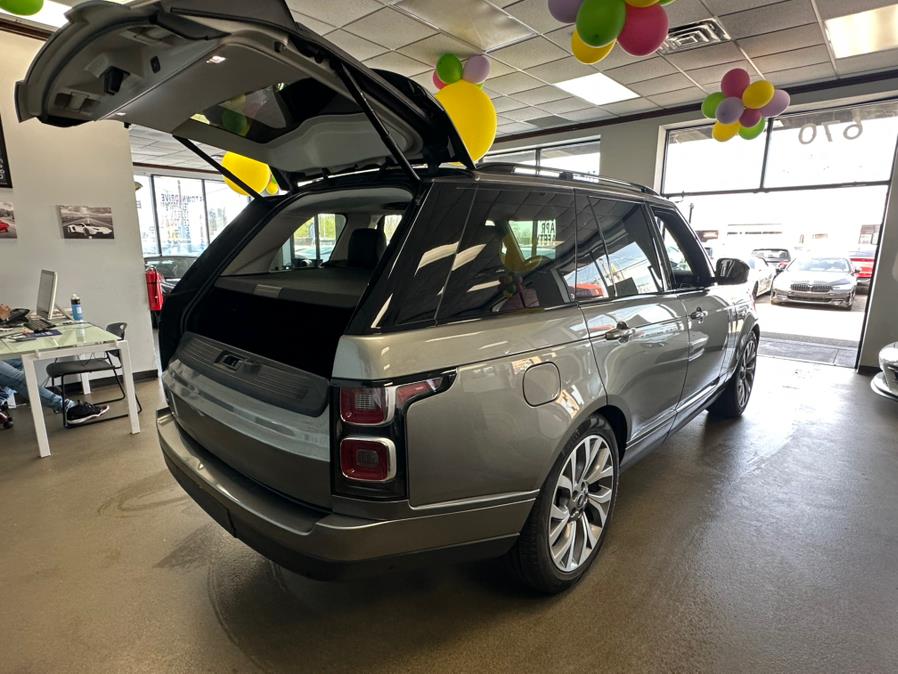2021 Land Rover Range Rover Westminster SWB photo